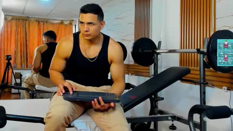 Chorey Thaylor online show from 12/18/25, 03:18