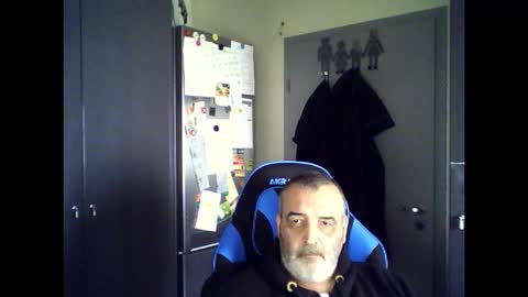 Chris online show from 09/16/25, 08:59