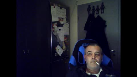 Chris online show from 12/20/25, 02:57