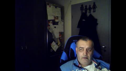 Chris online show from 12/21/25, 03:35