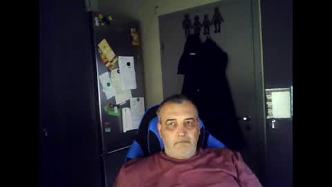 Chris online show from 06/11/26, 06:06