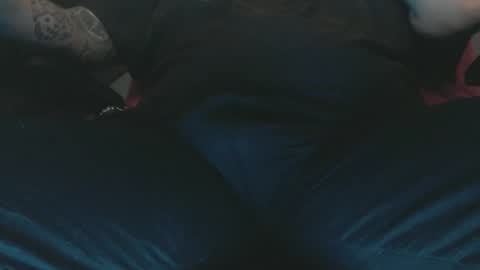 Snapshot of chris42089 chatting on 11/08/25, 11:54 Chris online show from 11/08/25, 11:54