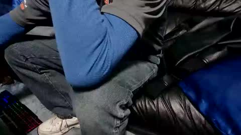 chris526520 online show from 12/31/24, 12:04