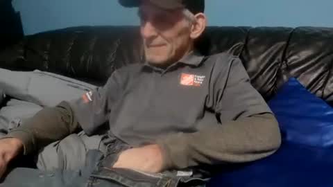 chris526520 online show from 02/08/25, 12:39