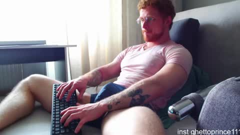 redhead thief of sausages and hearts online show from 06/01/26, 08:05