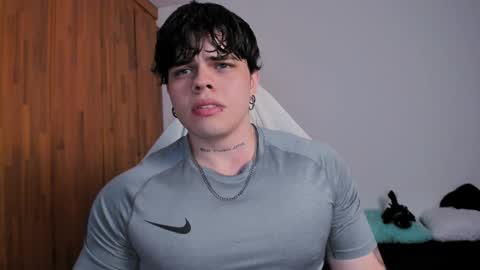 Snapshot of chris_cooperr chatting on 02/08/25, 02:47 Chris Cooper Independent model online show from 02/08/25, 02:47