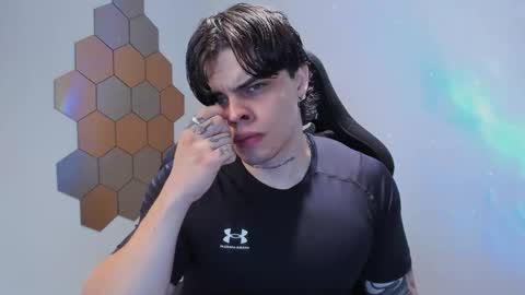 Snapshot of chris_cooperr chatting on 11/27/25, 02:02 Chris Cooper Independent model online show from 11/27/25, 02:02