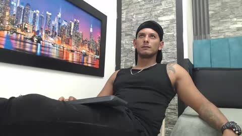 chris_dick2 online show from 12/02/25, 07:36