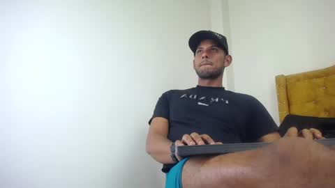 Snapshot of chris_dick2 chatting on 06/12/26, 05:50 chris_dick2 online show from 06/12/26, 05:50