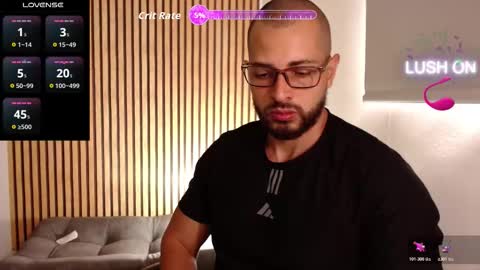 Snapshot of chris_magnum_ chatting on 11/19/25, 02:50 cris Twitter magnum101010 insta magnumc20 online show from 11/19/25, 02:50