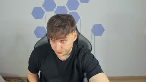 Chris Tyson online show from 12/27/24, 01:43