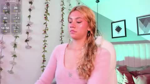 Snapshot of chris_velvet chatting on 03/02/26, 08:37 Chris online show from 03/02/26, 08:37