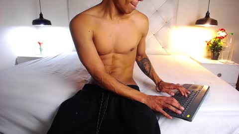 Chris Weell online show from 12/01/24, 07:36