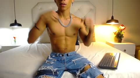 Chris Weell online show from 12/22/24, 08:03