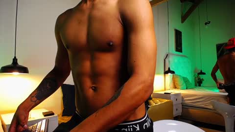 Chris Weell online show from 01/04/25, 02:25