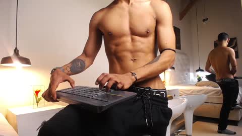 Chris Weell online show from 01/10/25, 08:37