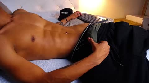 Chris Weell online show from 02/15/25, 08:22