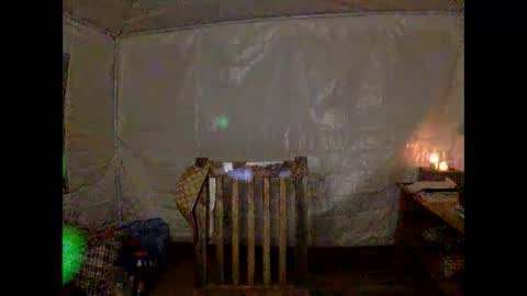 Snapshot of chriscool93 chatting on 02/15/25, 08:00 Content creator  artist online show from 02/15/25, 08:00