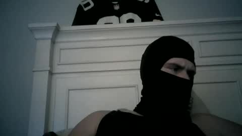 Snapshot of chriscott22 chatting on 11/15/25, 07:49 chriscott22 online show from 11/15/25, 07:49