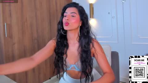 Chrishell online show from 02/03/25, 12:36