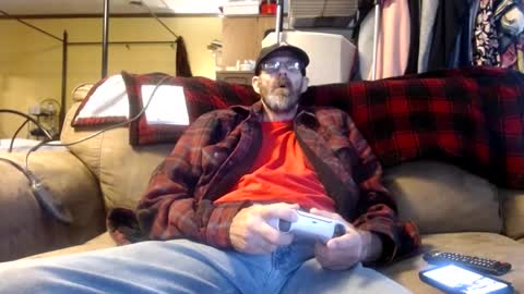 chrisintn online show from 10/08/25, 03:09