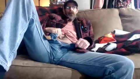 chrisintn online show from 11/17/25, 05:08