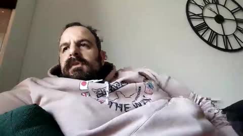 chris  ole online show from 12/02/25, 08:52