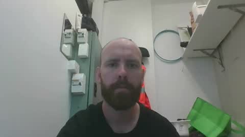 Snapshot of chrisomate31 chatting on 02/17/25, 01:15 chrisomate31 online show from 02/17/25, 01:15