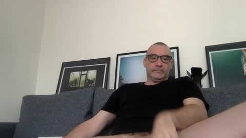 Snapshot of chrispanam13 chatting on 11/12/25, 09:10 chrispanam13 online show from 11/12/25, 09:10