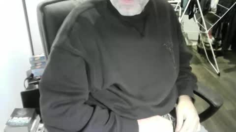 chrisprngr online show from 02/09/26, 10:25