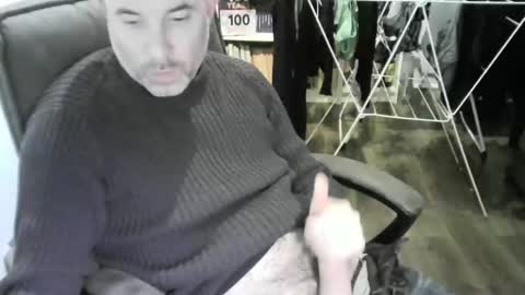 chrisprngr online show from 02/11/26, 10:04