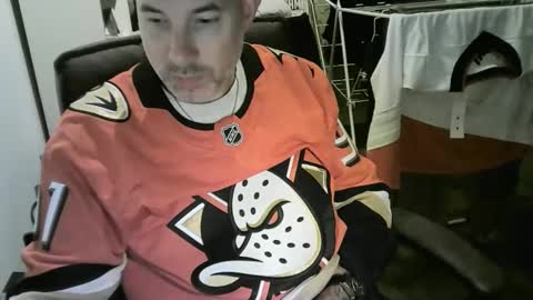 chrisprngr online show from 03/25/26, 05:52