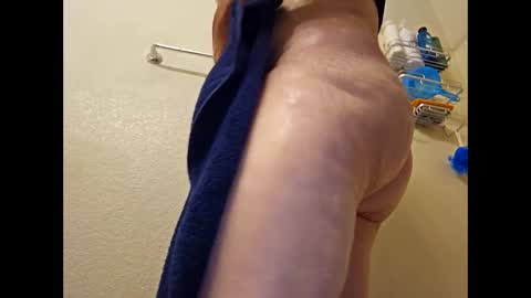 Snapshot of chrispycum chatting on 12/06/24, 04:14 Chris online show from 12/06/24, 04:14