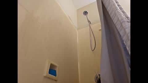 Snapshot of chrispycum chatting on 01/13/25, 01:56 Chris online show from 01/13/25, 01:56