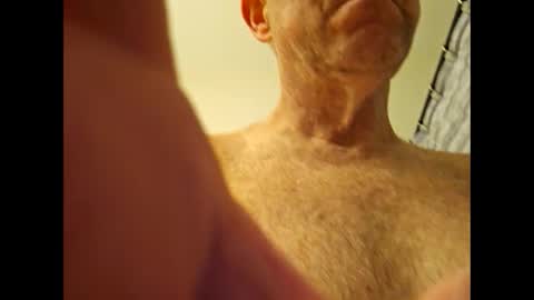 Snapshot of chrispycum chatting on 01/15/25, 03:33 Chris online show from 01/15/25, 03:33