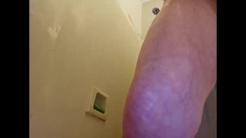 Snapshot of chrispycum chatting on 02/19/25, 03:06 Chris online show from 02/19/25, 03:06