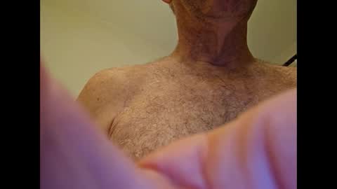 Snapshot of chrispycum chatting on 09/16/25, 02:56 Chris online show from 09/16/25, 02:56