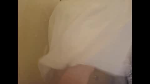 Snapshot of chrispycum chatting on 10/22/25, 03:07 Chris online show from 10/22/25, 03:07