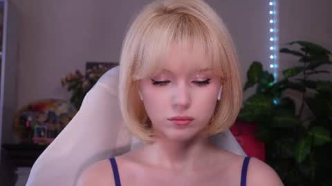 chriss_foxx online show from 07/15/26, 03:39