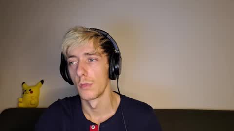 Christopher online show from 10/11/25, 05:11