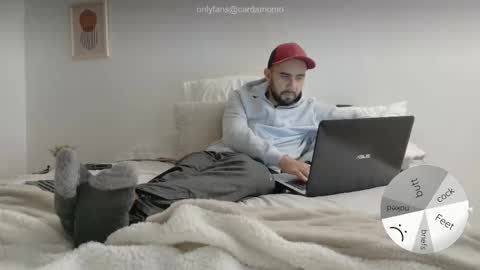 Snapshot of chrissmithin5 chatting on 11/17/25, 10:04 Cardamomo online show from 11/17/25, 10:04