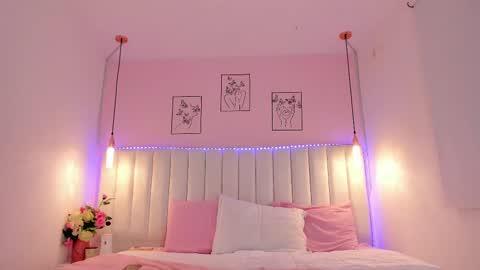 Snapshot of christal_jane chatting on 02/10/25, 11:45 christal_jane online show from 02/10/25, 11:45