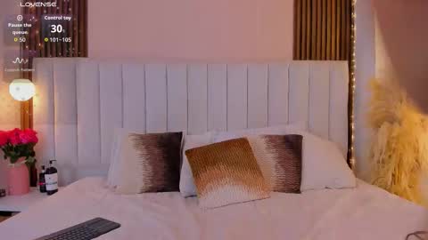 Snapshot of christal_jane chatting on 02/09/26, 03:49 christal_jane online show from 02/09/26, 03:49