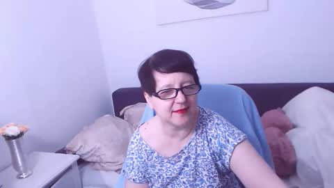 Christa online show from 11/16/25, 04:01