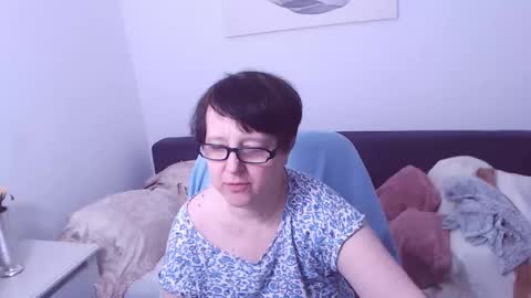 Christa online show from 01/11/26, 01:27