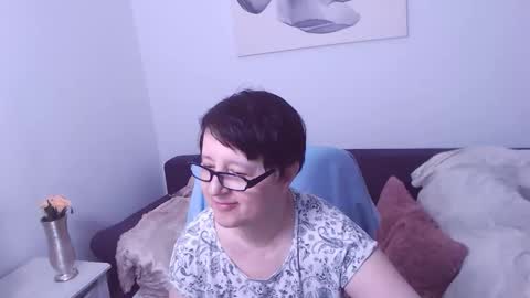 Christa online show from 04/25/26, 07:11