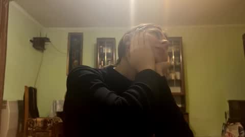 Snapshot of christenetrueluck chatting on 12/02/25, 06:25 Christen online show from 12/02/25, 06:25