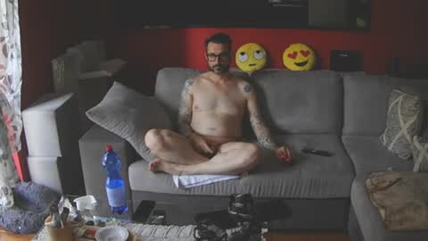 Chris online show from 07/11/26, 08:39