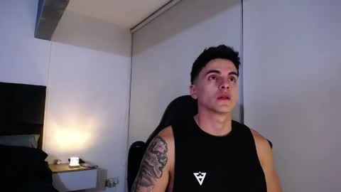 Snapshot of christianvalenzia chatting on 10/08/25, 03:04 Christian online show from 10/08/25, 03:04