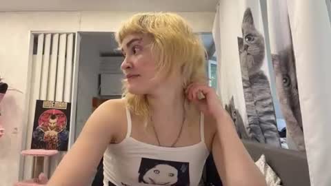 Snapshot of christiechorney chatting on 06/15/26, 11:23 christiechorney online show from 06/15/26, 11:23